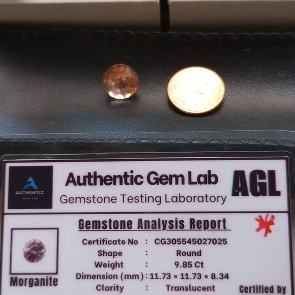 MORGANITE - 9.85 Carats - NATURAL, Genuine PEACH MORGANITE from MADAGASCAR - Picture 5 of 17